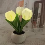 Tulip Table Lamp LED Bedside Lamp Simulation Flower Bouquet Bedroom Bedside Romantic Atmosphere Birthday Gift Home Decoration - Image 3
