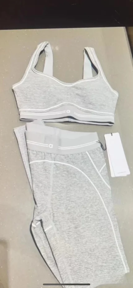 2025 New Women's High Waist and Hip Lifting Fitness Yoga Pants, High Strength Anti Shock Sports Tank Top Set